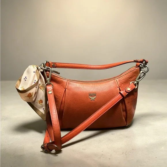 MCM Mini Hobo Leather Shoulder/Crossbody Bag Pre-Loved. Comes With COA - Picture 3 of 13